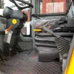 Ergonomisk joystick och reglage i Euroloader L30T hjullastare