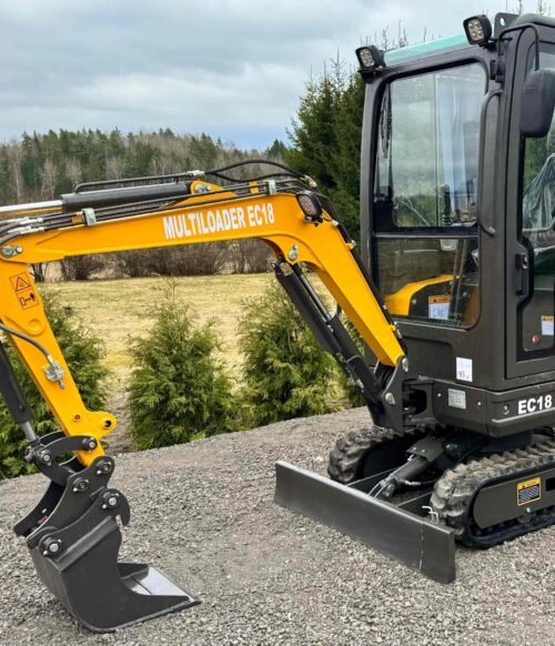 IMG_7061-1.jpg Multiloader EC18 Grävmaskin