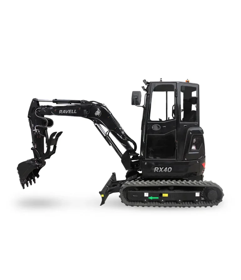 Svart och grå Ravell RX40 grävmaskin 3.8 ton med hytt