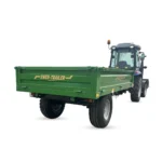 Grön tippvagn 5 ton utrustad med hydraulisk tipp och bromsar
